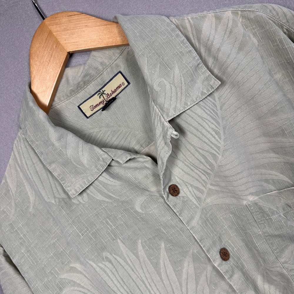 Tommy Bahama Mens Sage Green 100% Silk Palm Tropical Jacquard Camp Shirt Medium